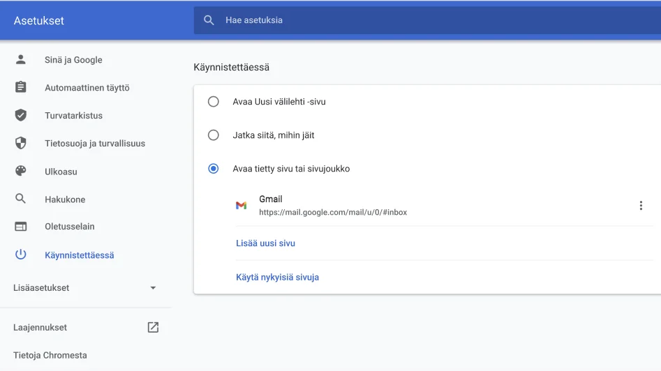 Chrome-selaimen asetusikkuna, jossa näkyy Käynnistettäessä-asetusvalikko.